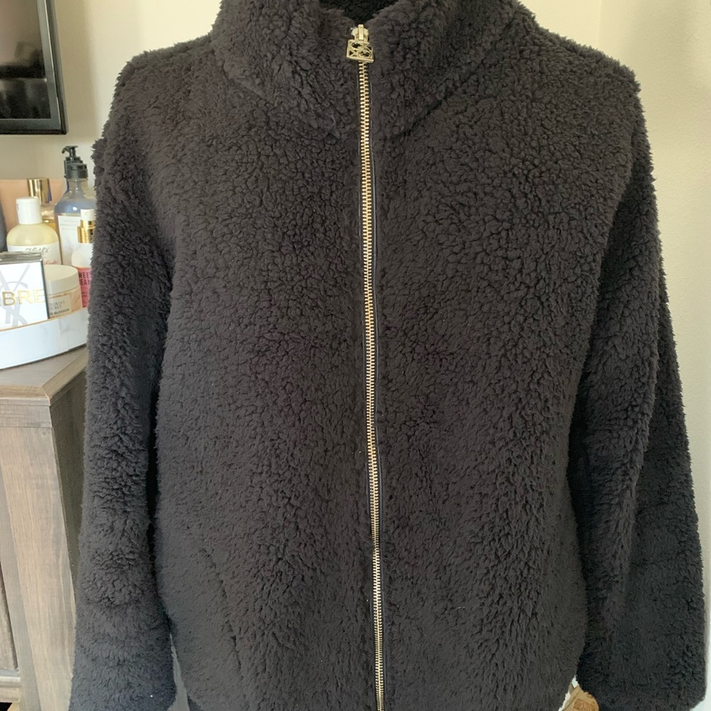Calvin Klein Teddy black Sherpa gold detail zip logo medium performance CK - Picture 2 of 4
